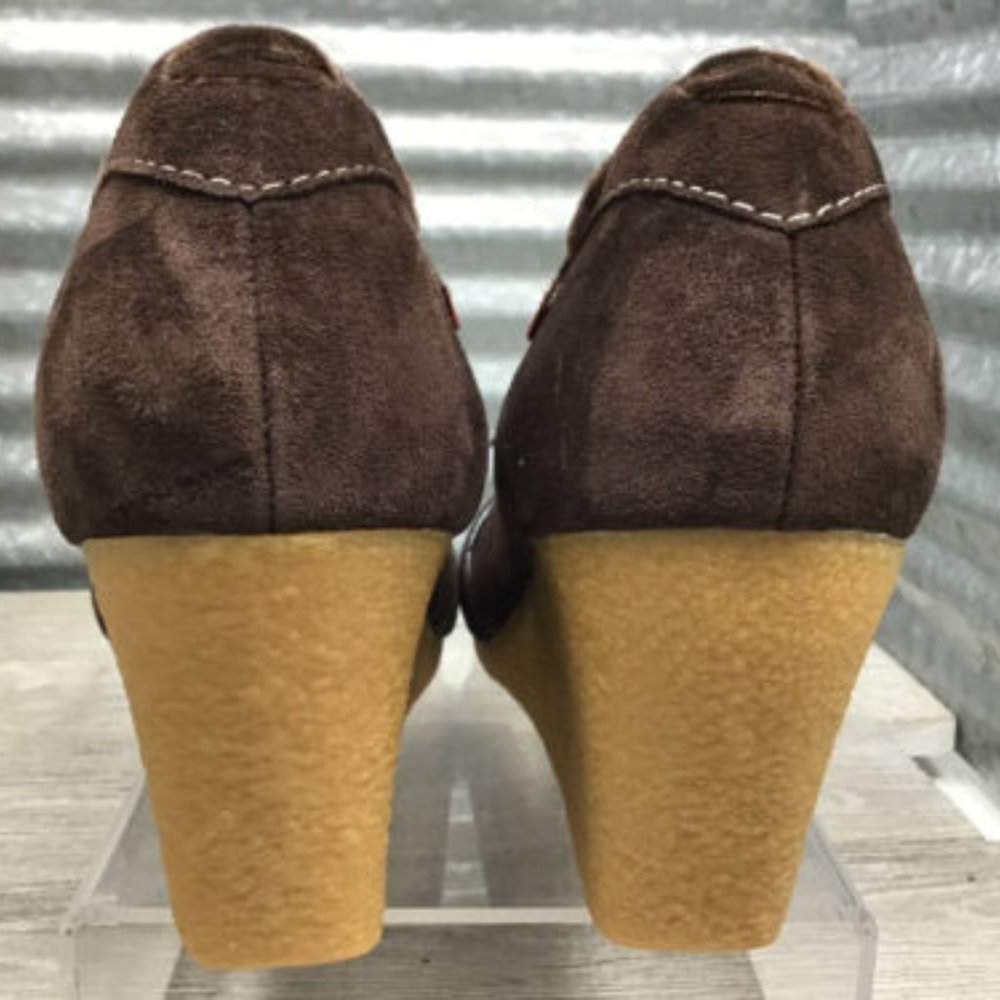 BC Footwear Brown Suede Wedge Moccasin Heels Size 9 - Picture 5 of 6